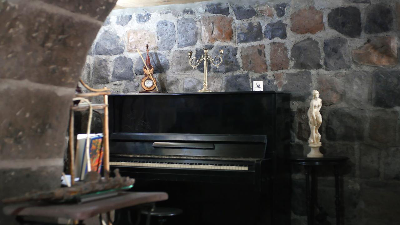 Hye Aspet Հայ Ասպետ Bed & Breakfast Ghiumri Exterior foto
